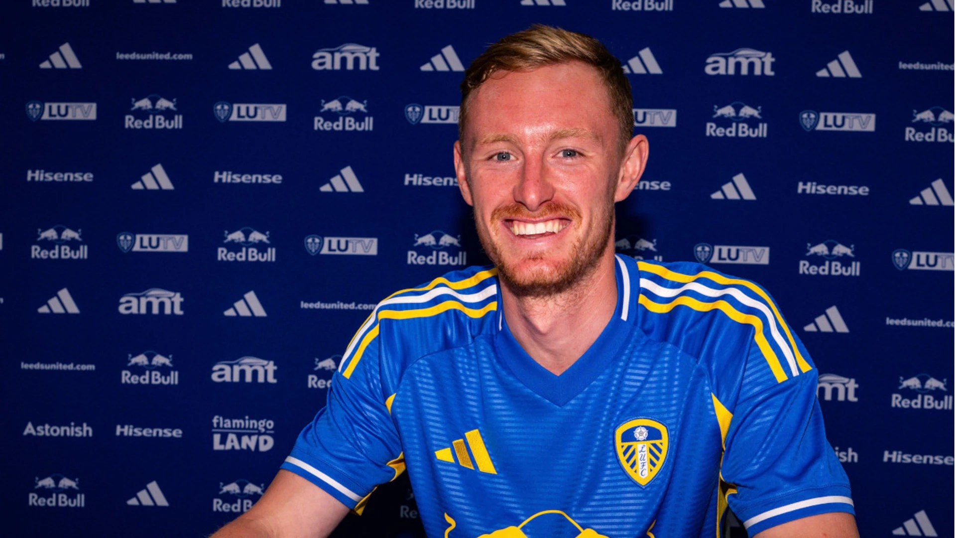 Leeds sign midfielder Longstaff from Newcastle