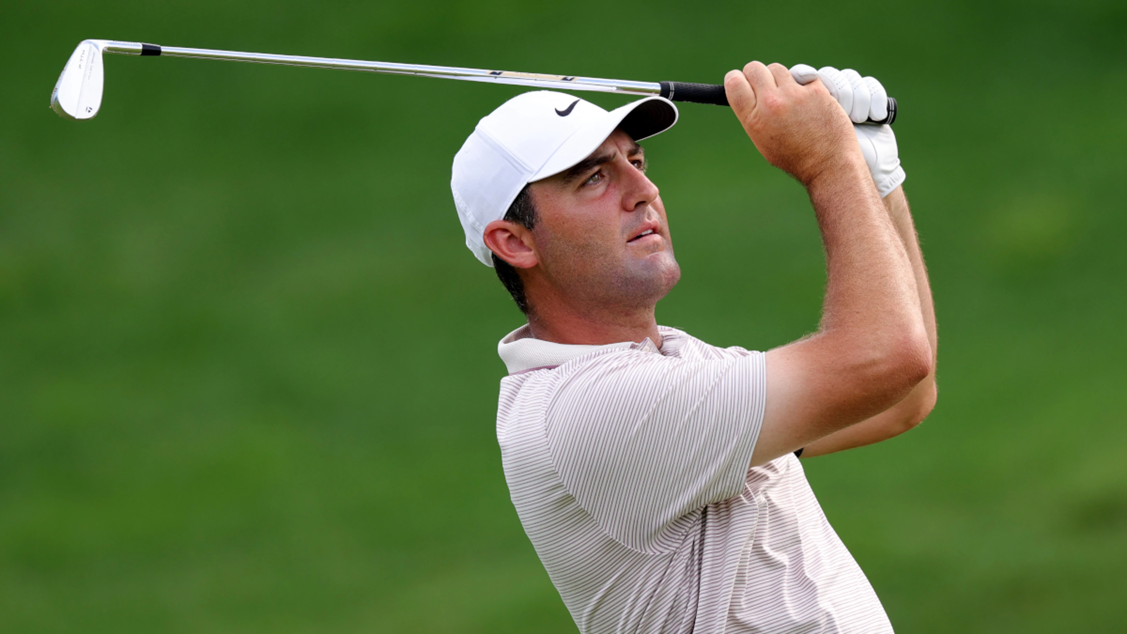 Scheffler tied for Travelers lead after chasing a 59