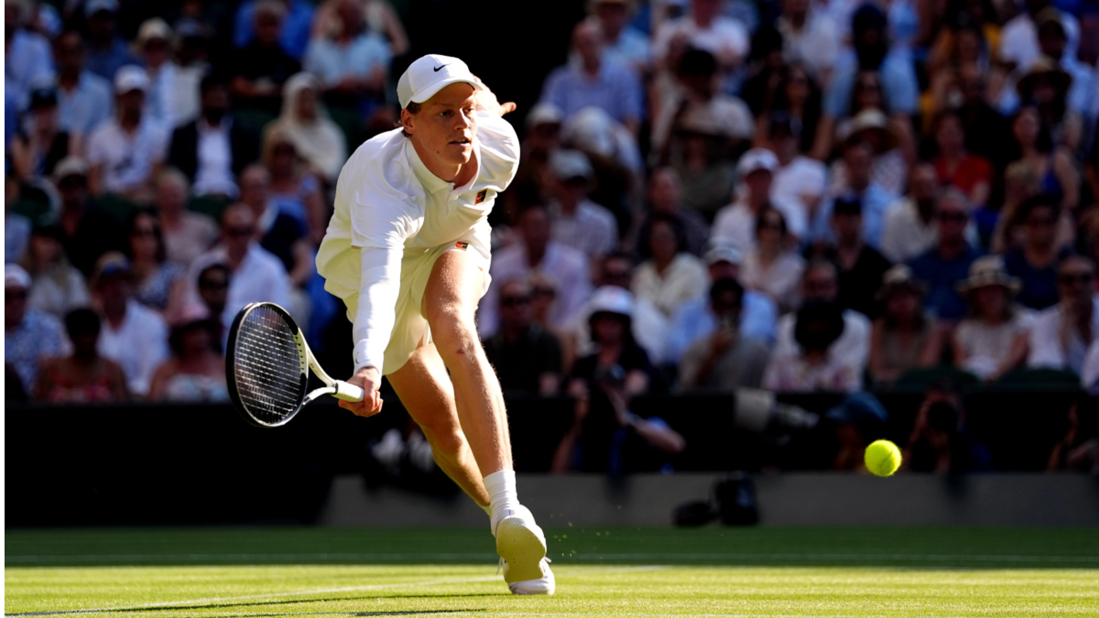 PREVIEW: Sinner seeks redemption, Alcaraz a three-peat in Wimbledon final showdown