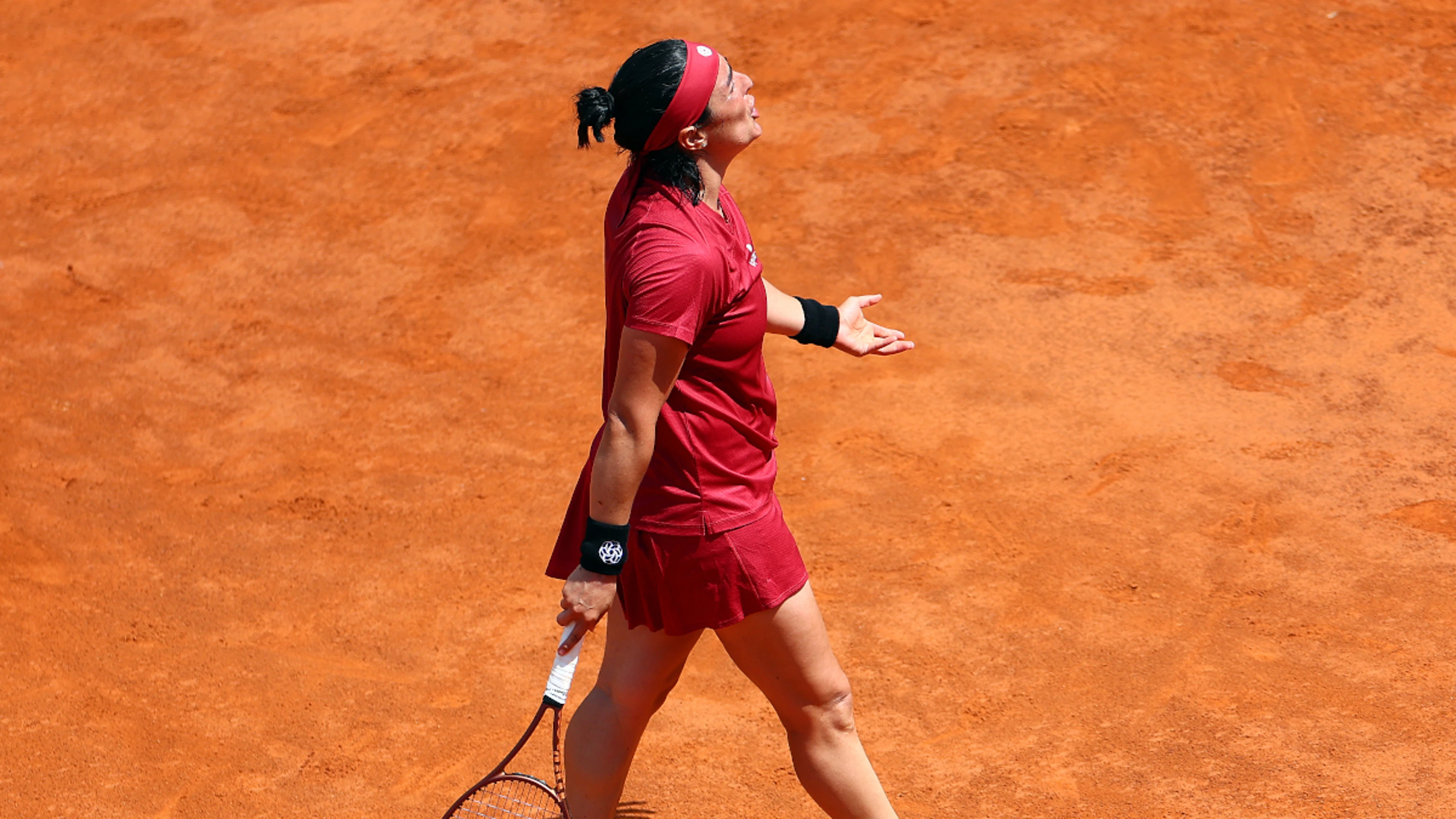 Roland Garros needs to 'try more' to boost women's prime time tennis