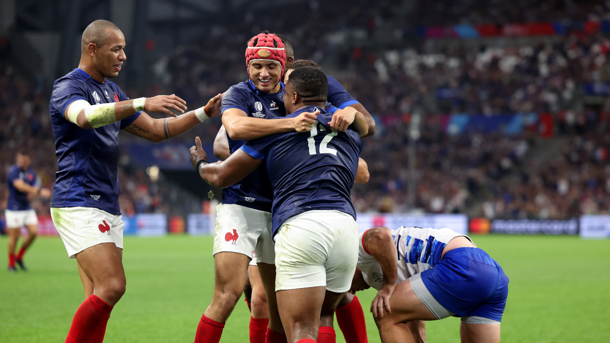 France thrash Namibia but worry over Dupont injury