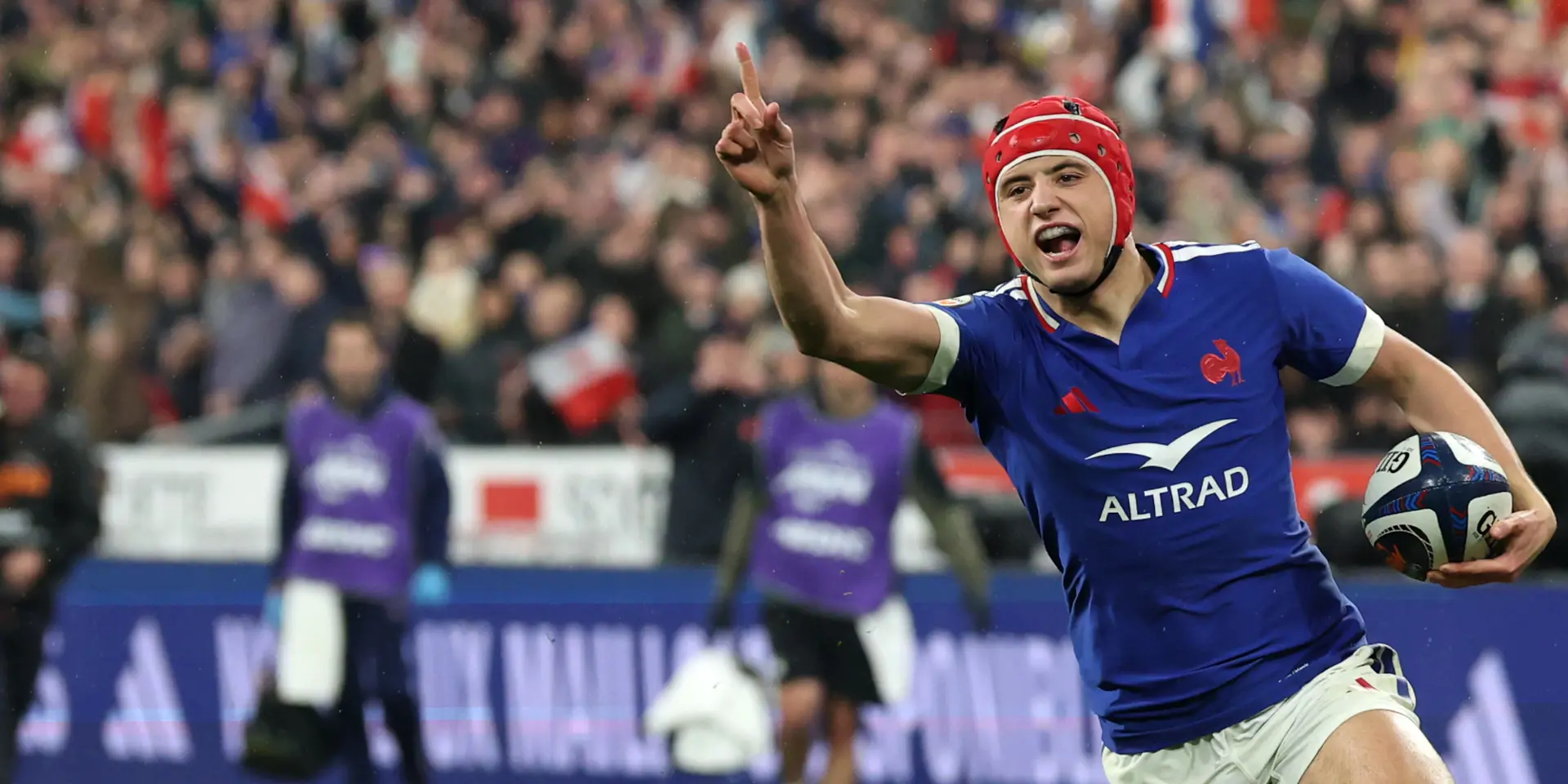 SUPER START: France dominate Ireland in Six Nations opener