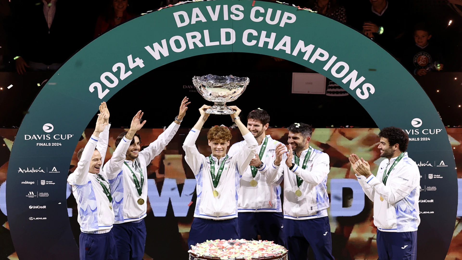 Sinner completes year to remember as Italy retain Davis Cup