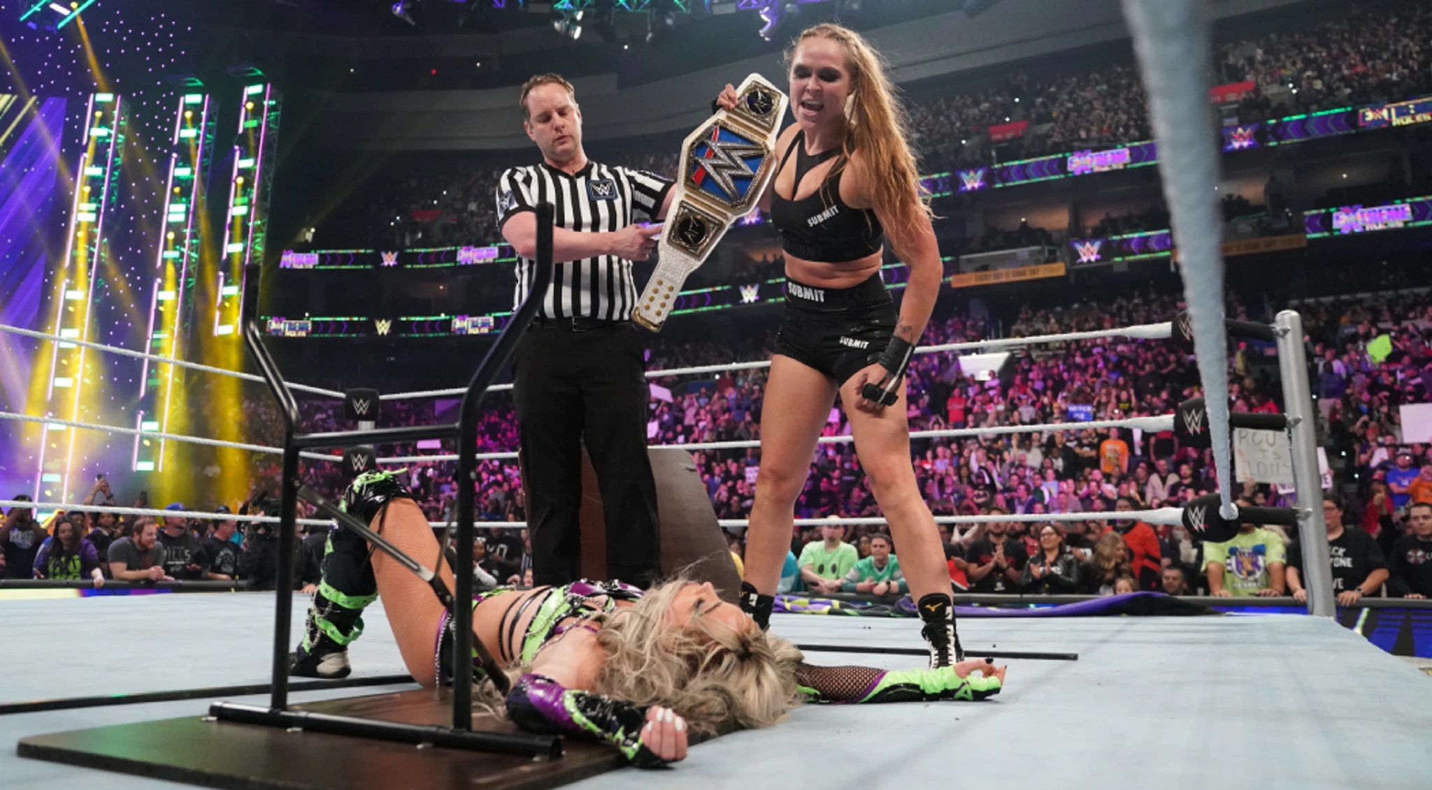 Rousey reclaims her gold, Bray Wyatt returns