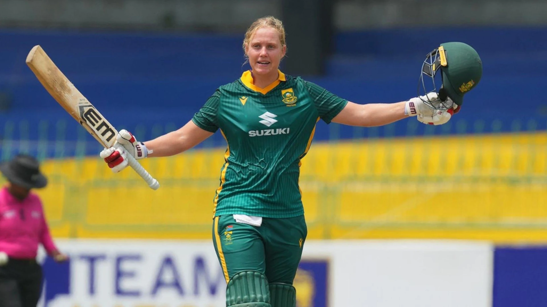 Dercksen strikes maiden ton to rescue faltering South Africa
