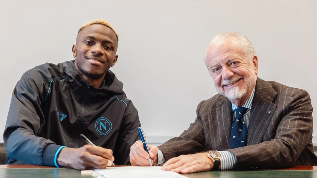 Osimhen extends Napoli contract till 2026 | SuperSport