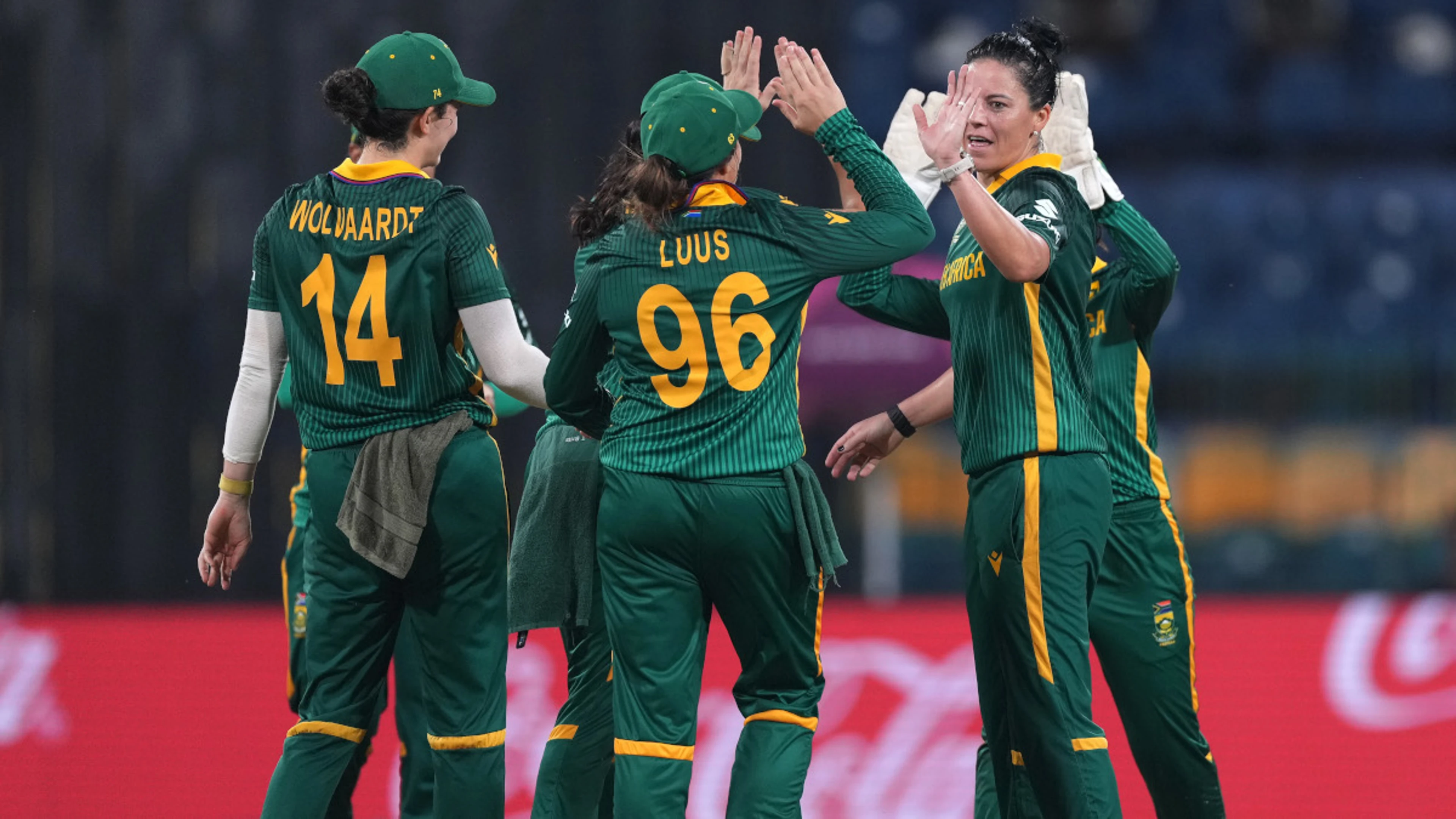 Kapp helps Proteas women move top of World Cup log