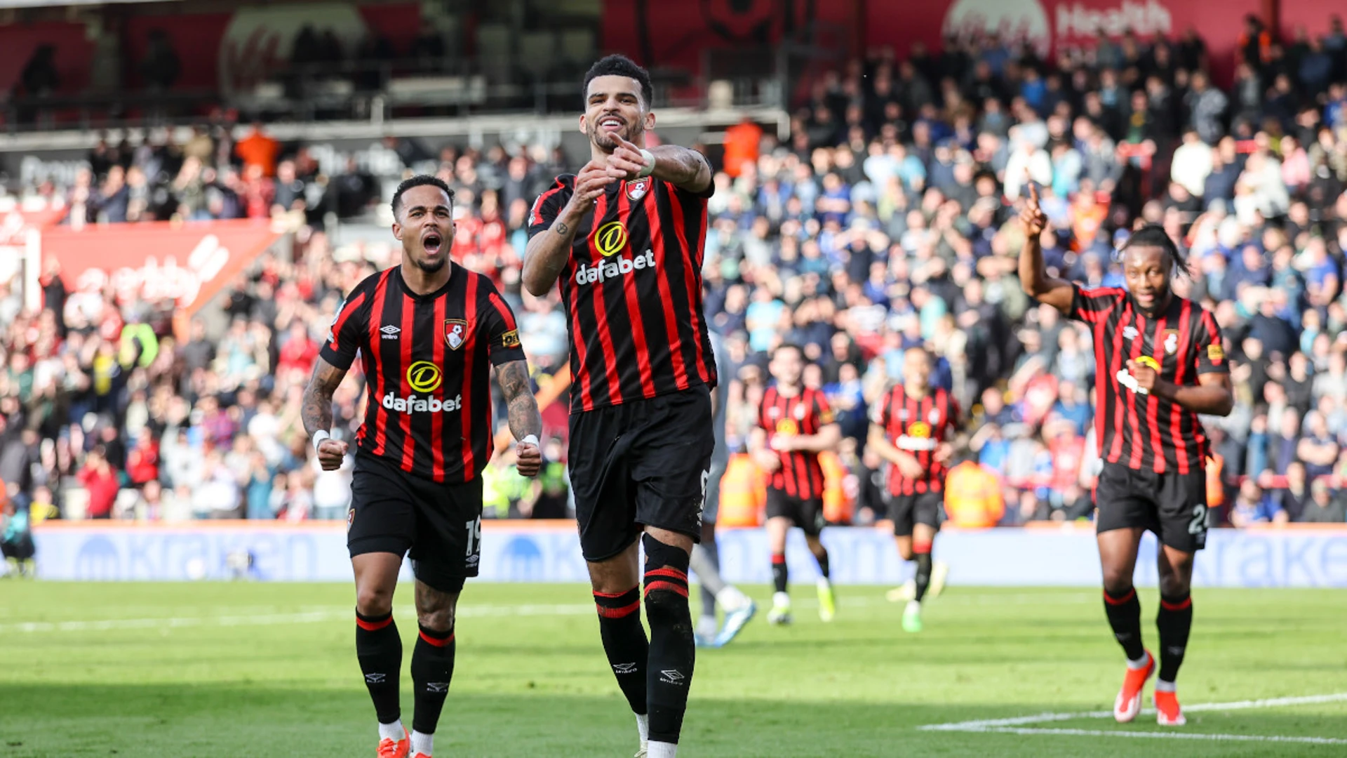 Coleman own goal condemns Everton to defeat at Bournemouth