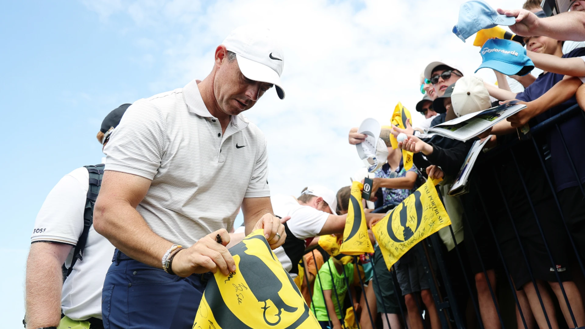 McIlroy pushed to solid British Open start by home support