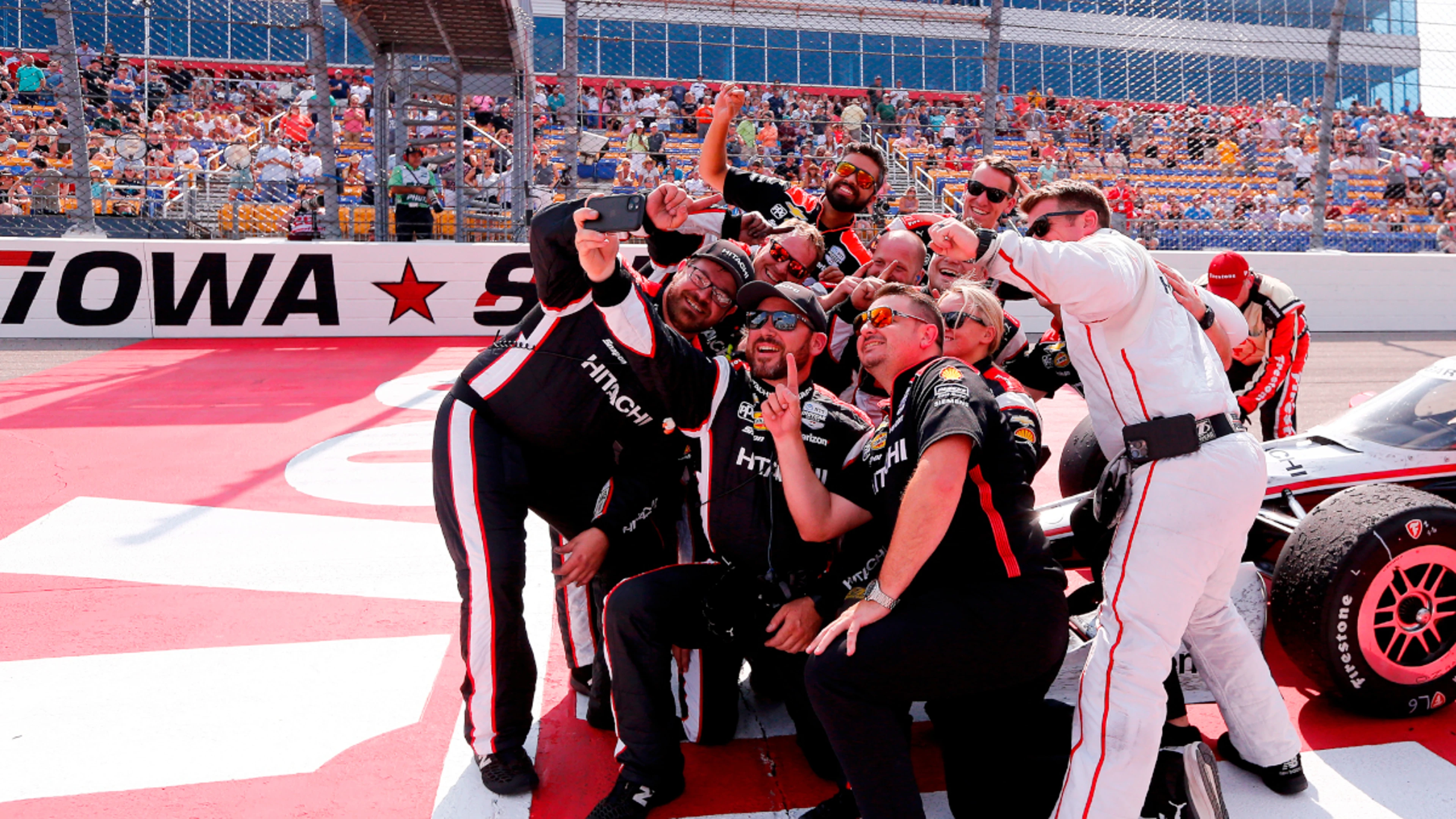 Newgarden wins Hy-Vee Homefront 250