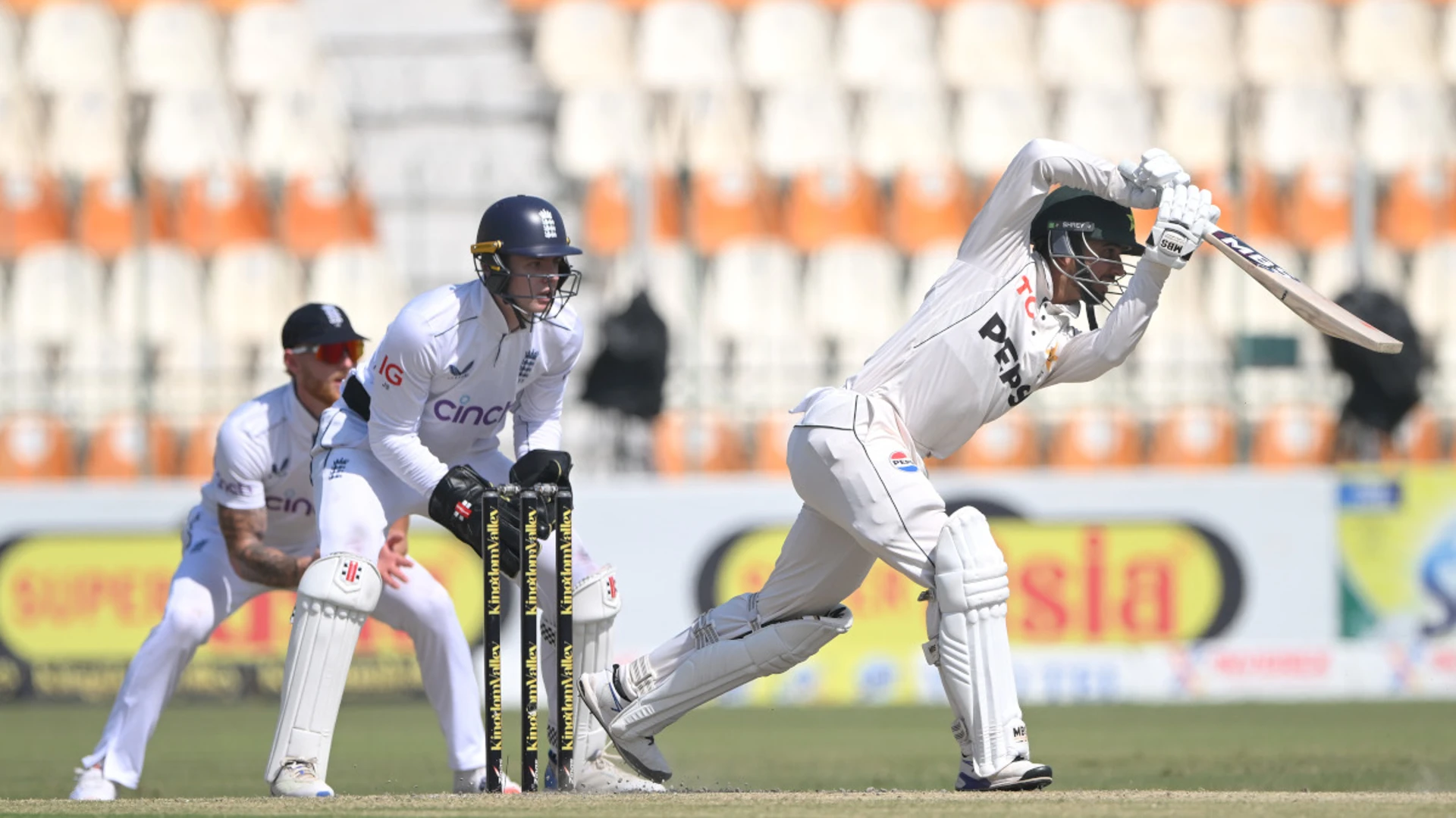 Saim, Kamran steady Pakistan after Leach's double blow