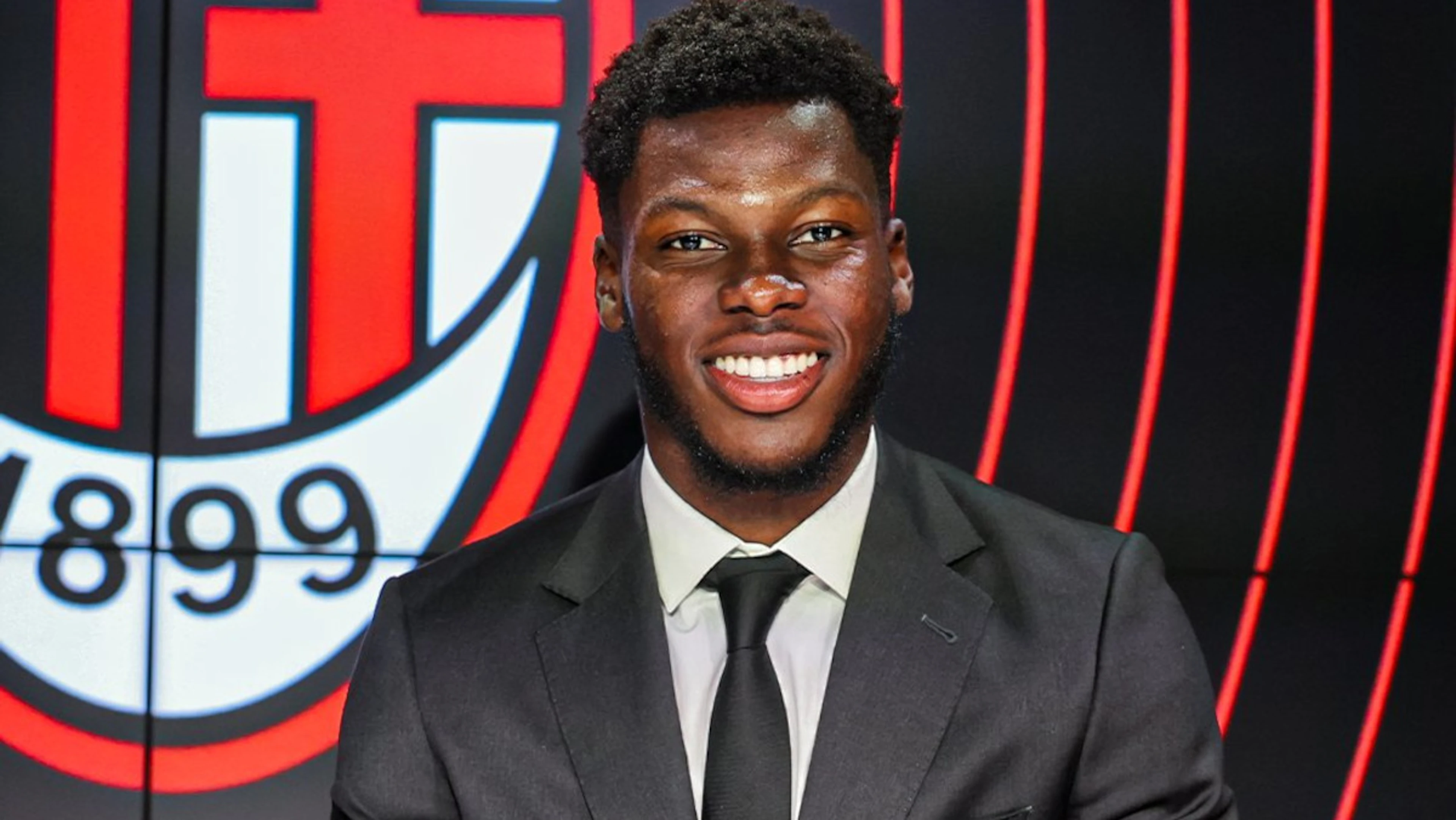 Milan sign American midfielder Musah from Valencia