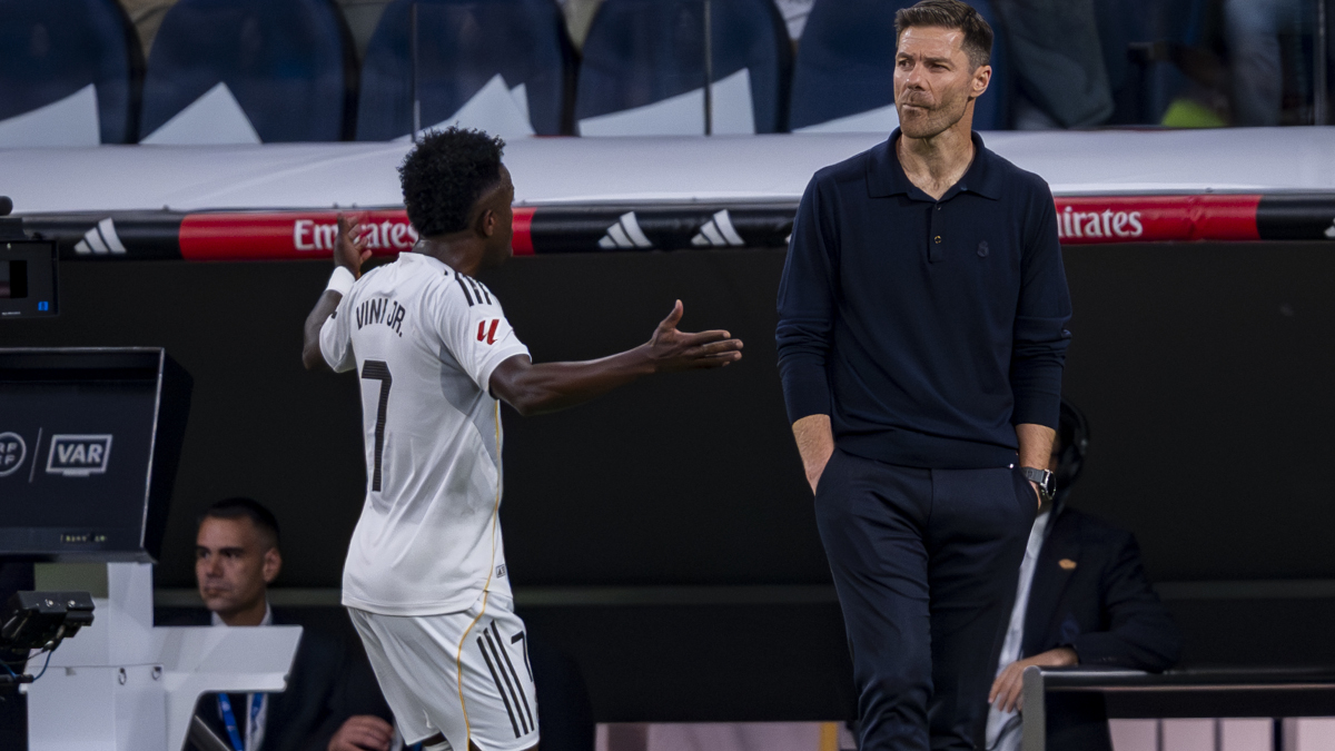 Real Madrid's Vinicius says sorry for Clasico substitution huff