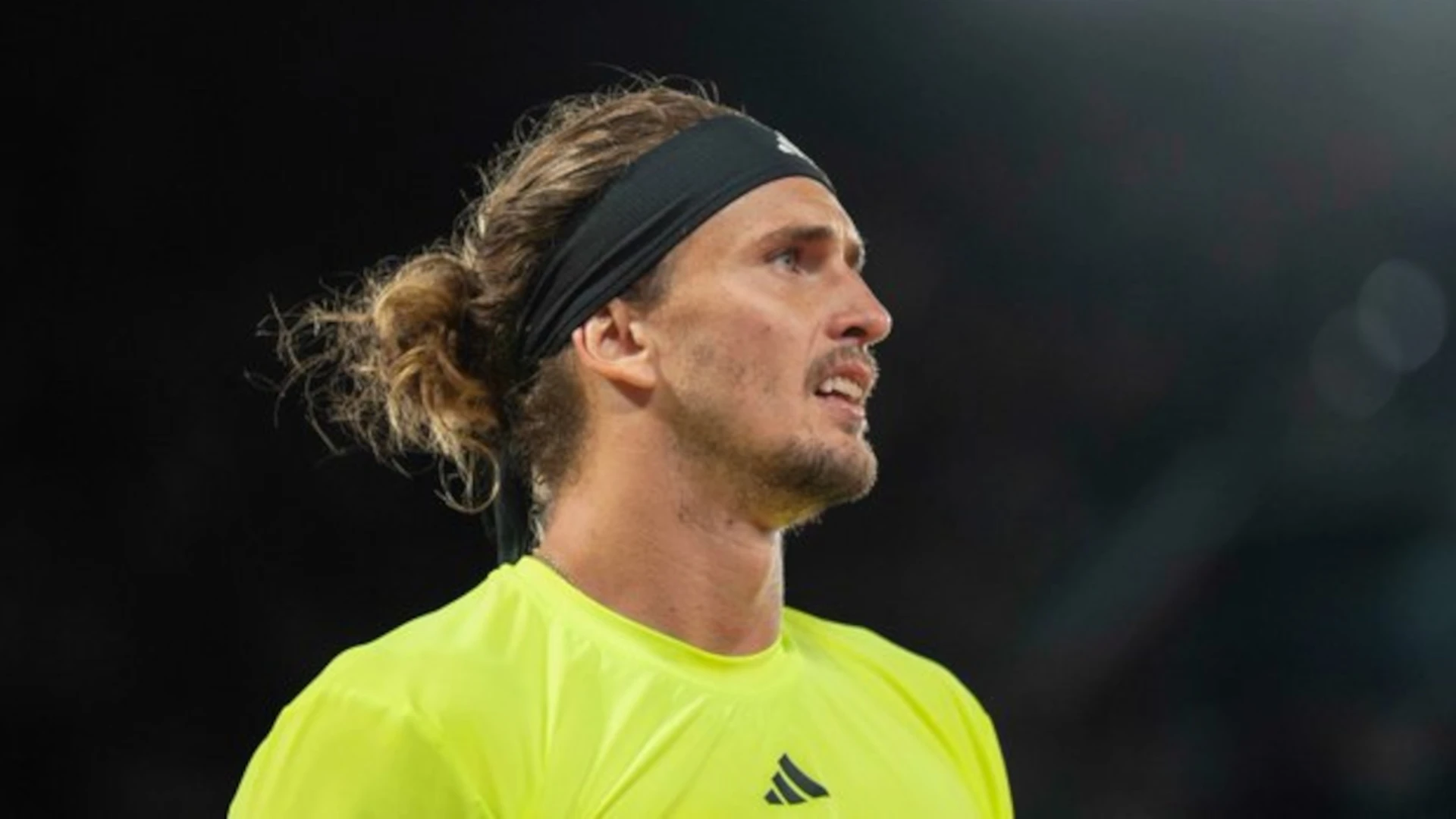 Zverev overcomes Moutet to reach Stuttgart quarters