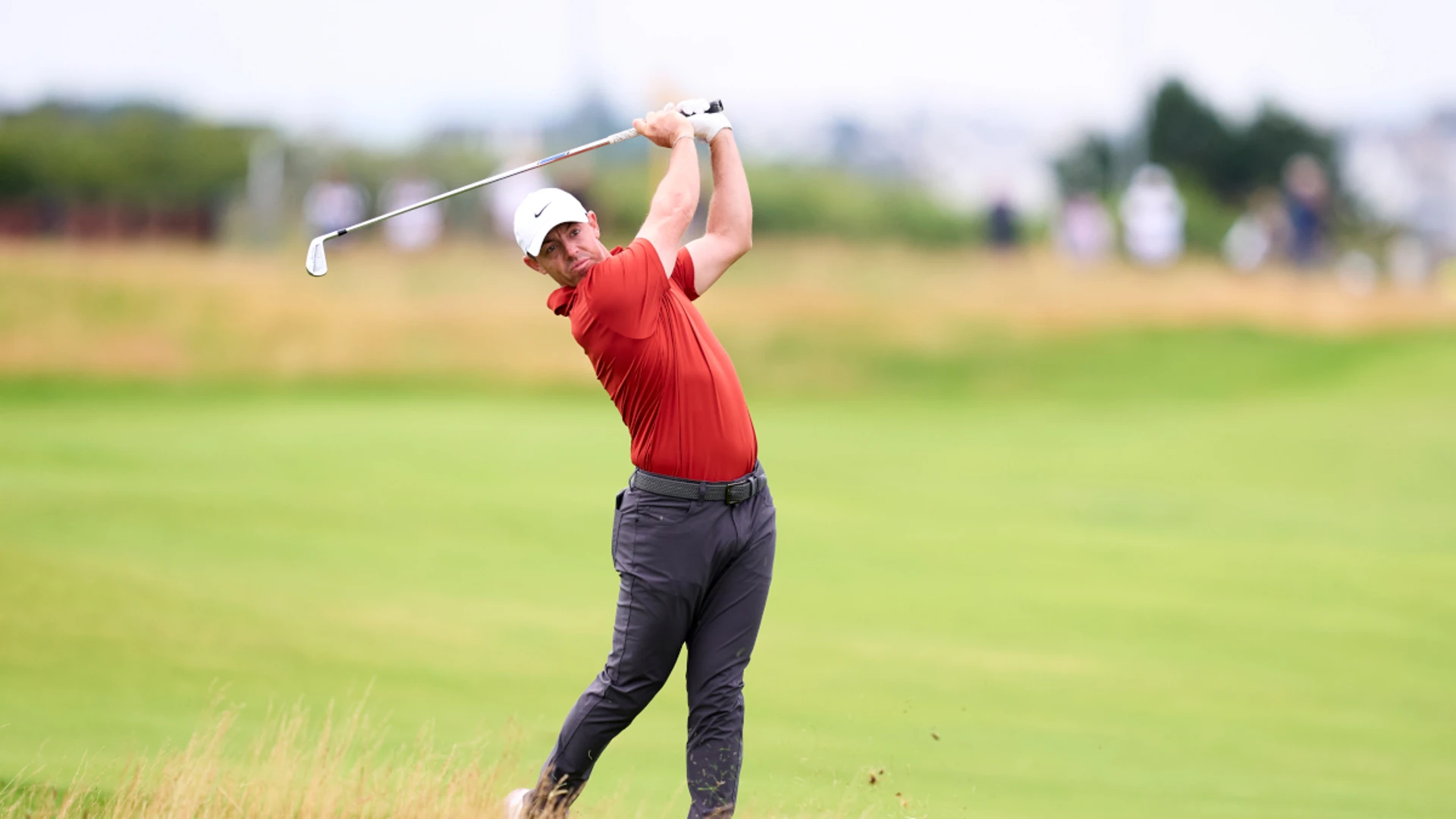 McIlroy makes Open charge, Scheffler stays ahead at Portrush