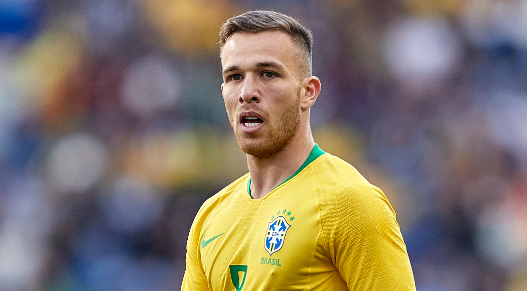 Brazil's Melo to miss World Cup due to thigh injury