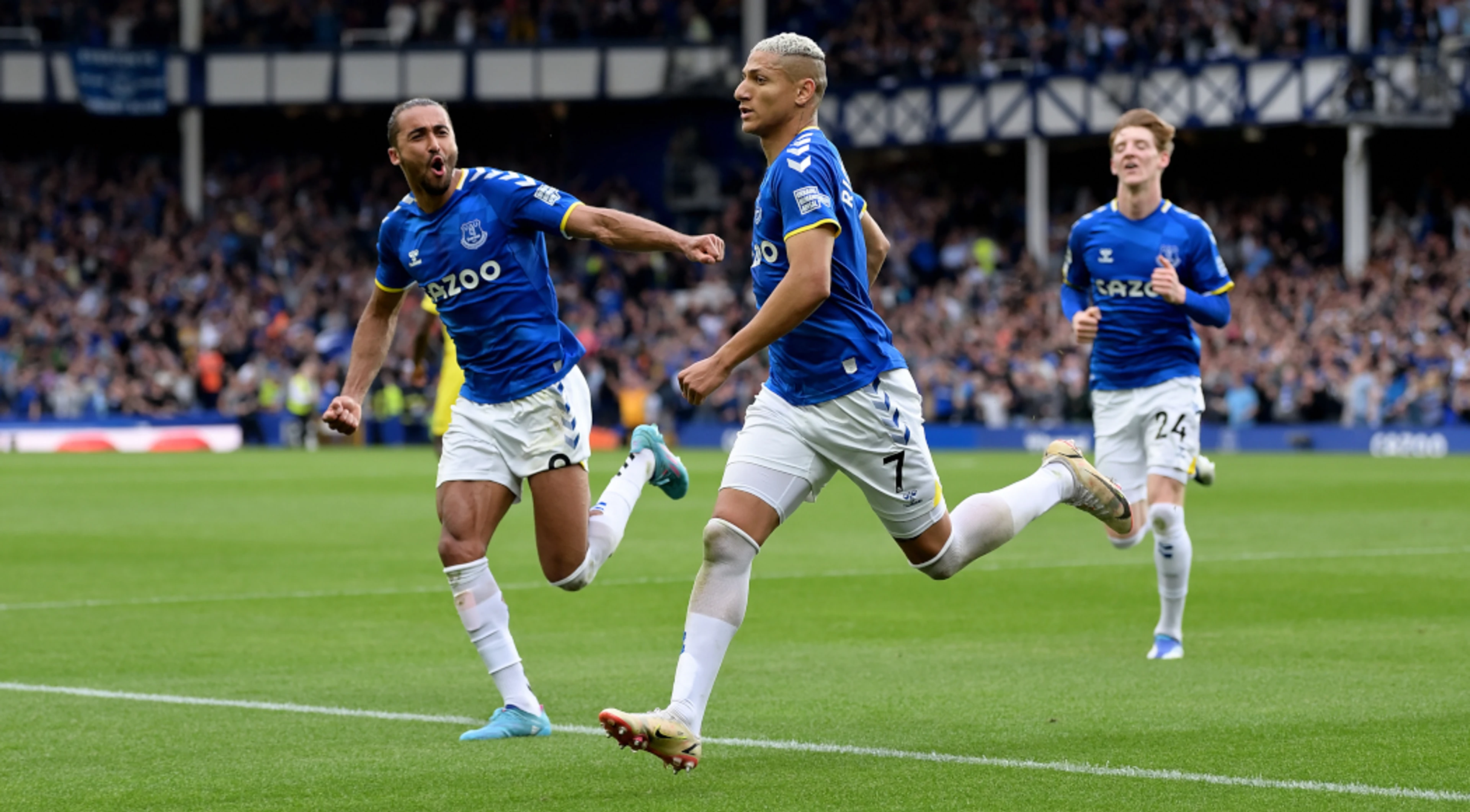 Everton's epic comeback beats Palace to secure survival