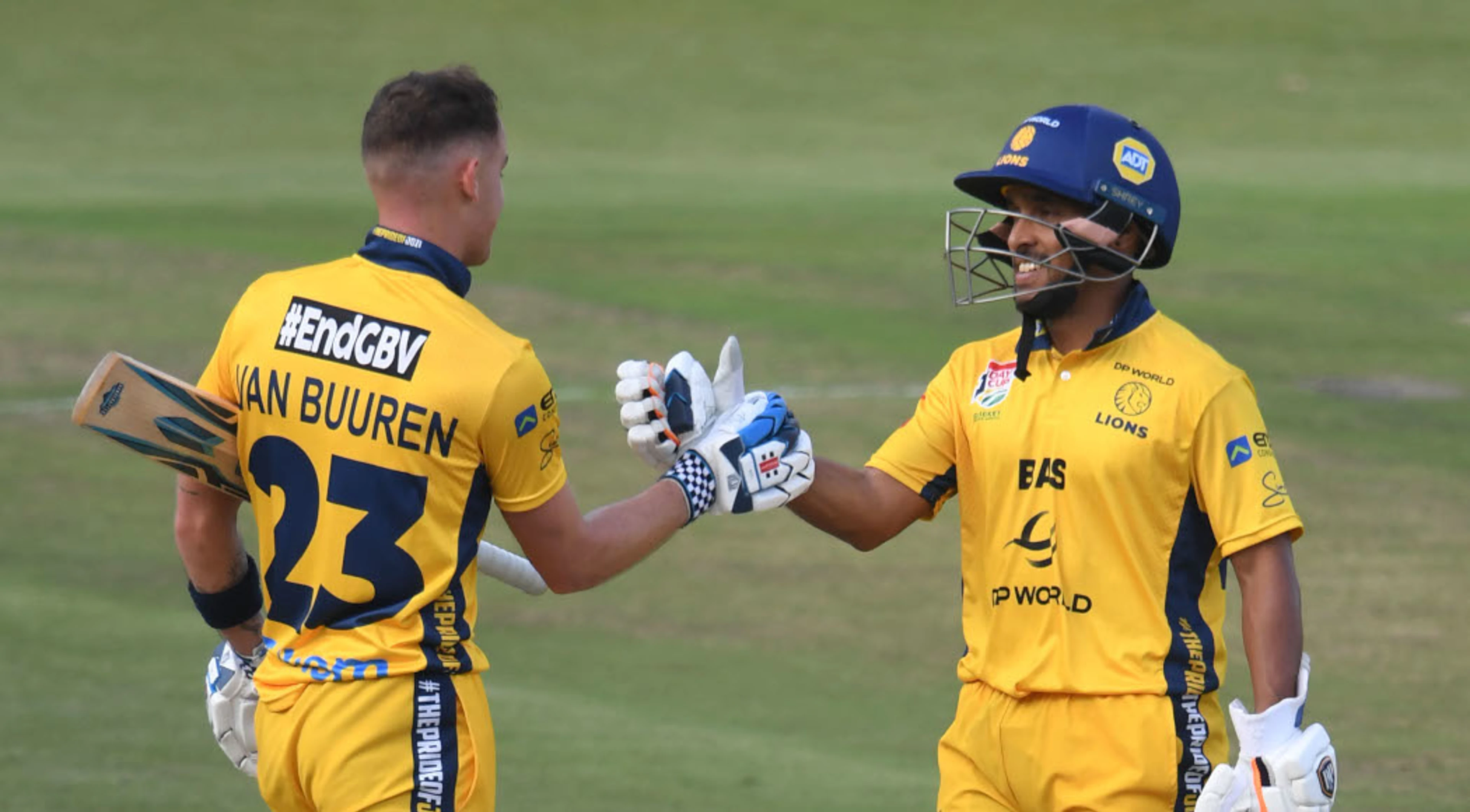 Van Buuren, Hendricks power Lions to Knights victory