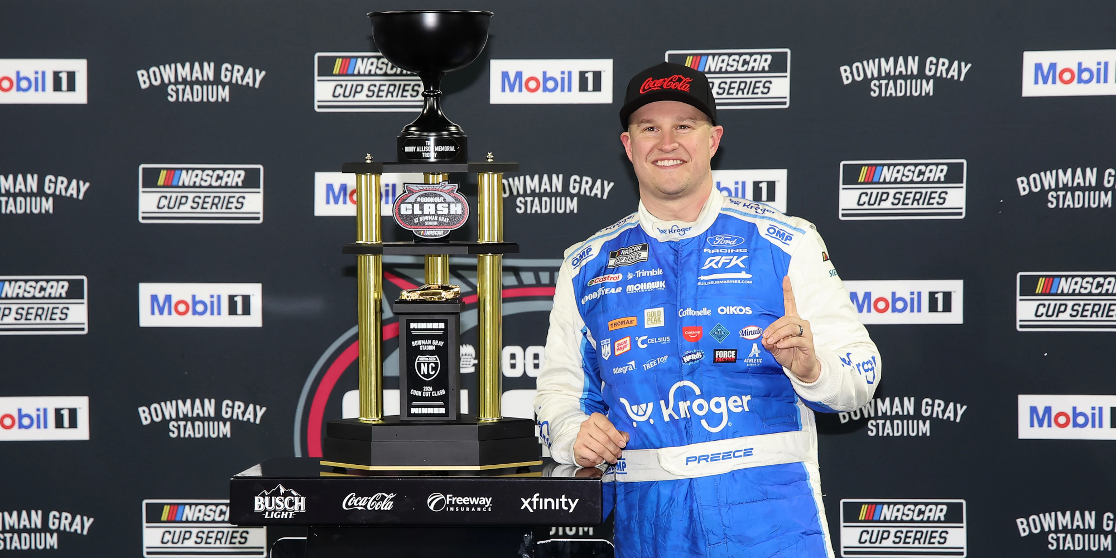  Preece breaks through at NASCAR's snow-addled Clash