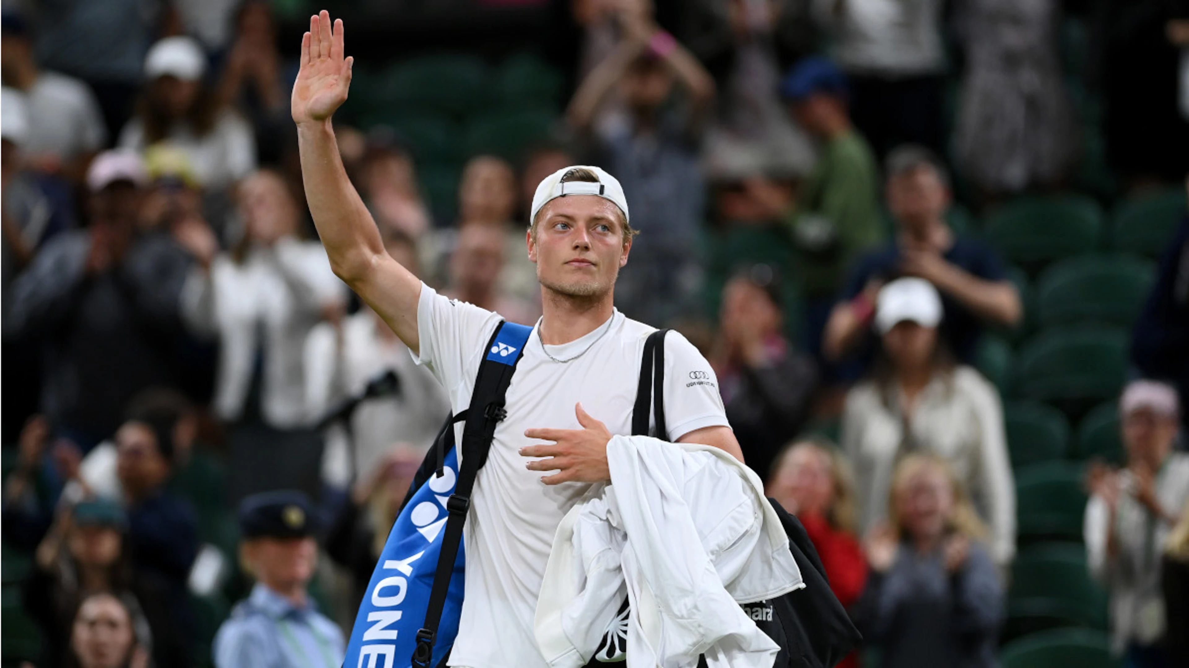 Persistent elbow injury forces Van Rijthoven to retire at 28