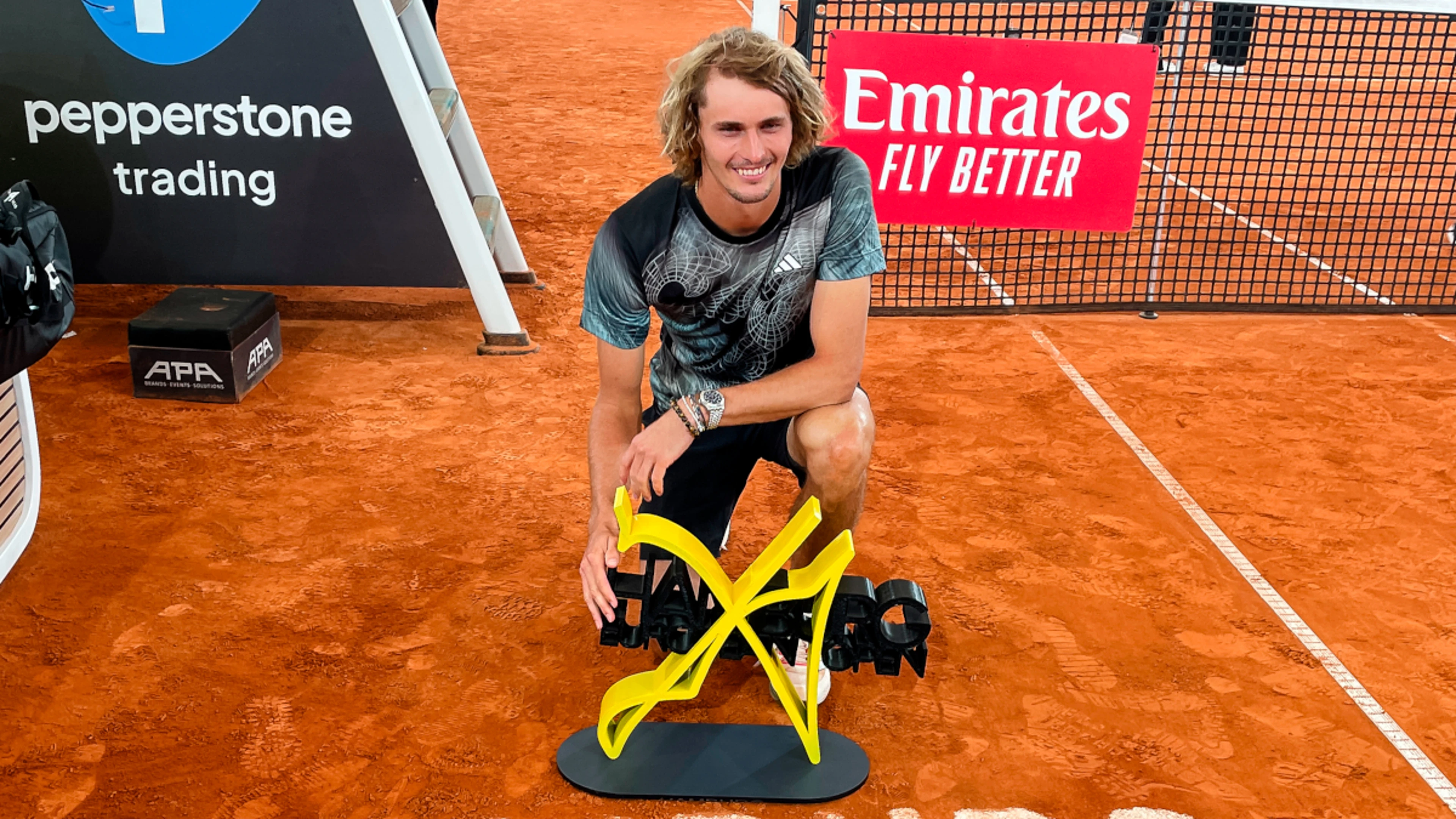 Zverev boosts ATP Finals hopes with Hamburg triumph