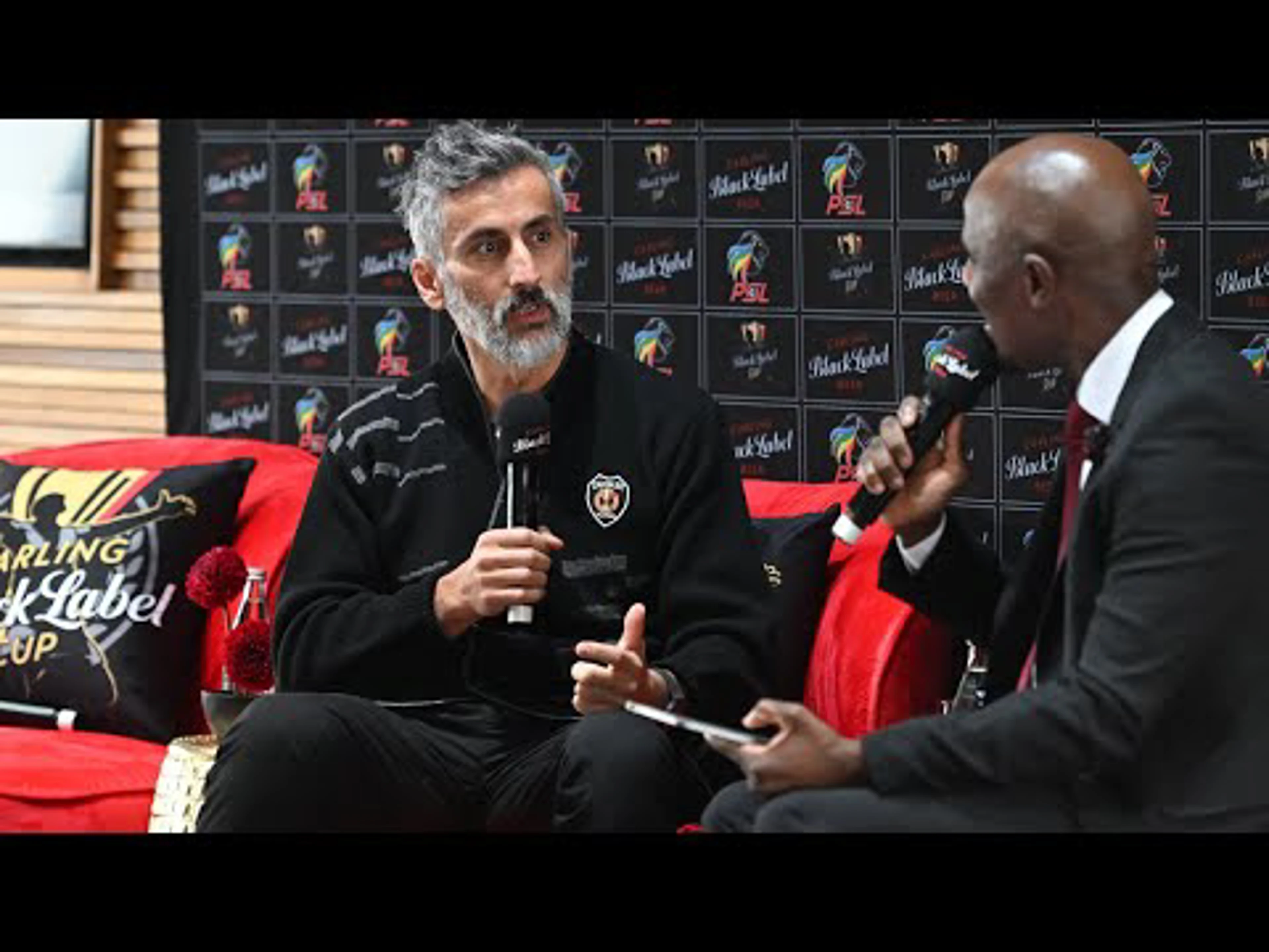 Jose Riveiro chats to Thomas Mlambo | Carling Black Label Cup